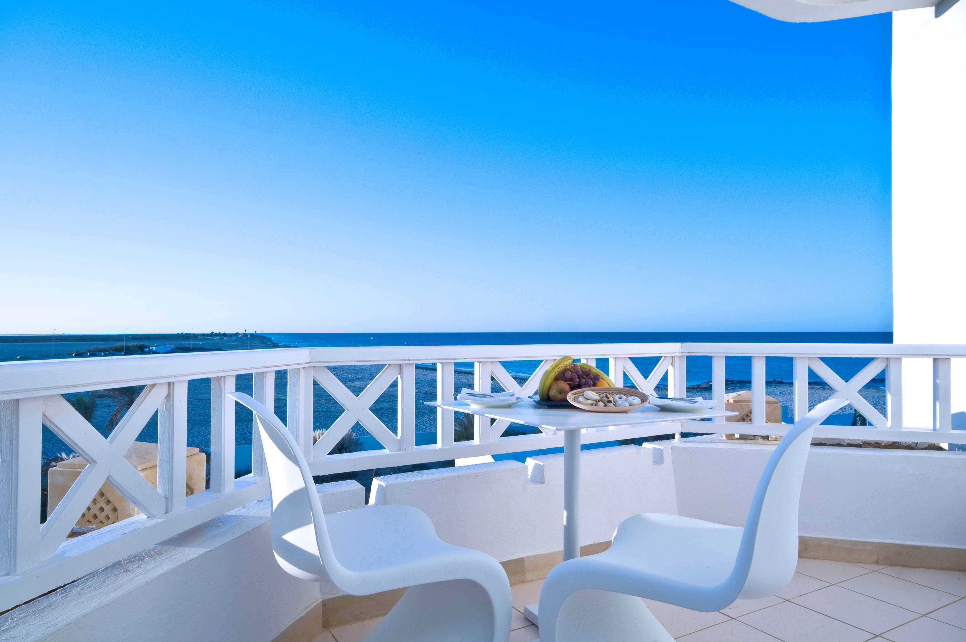 Radisson Blu Palace Resort & Thalasso, Djerba Mezraia Dış mekan fotoğraf Balcony
