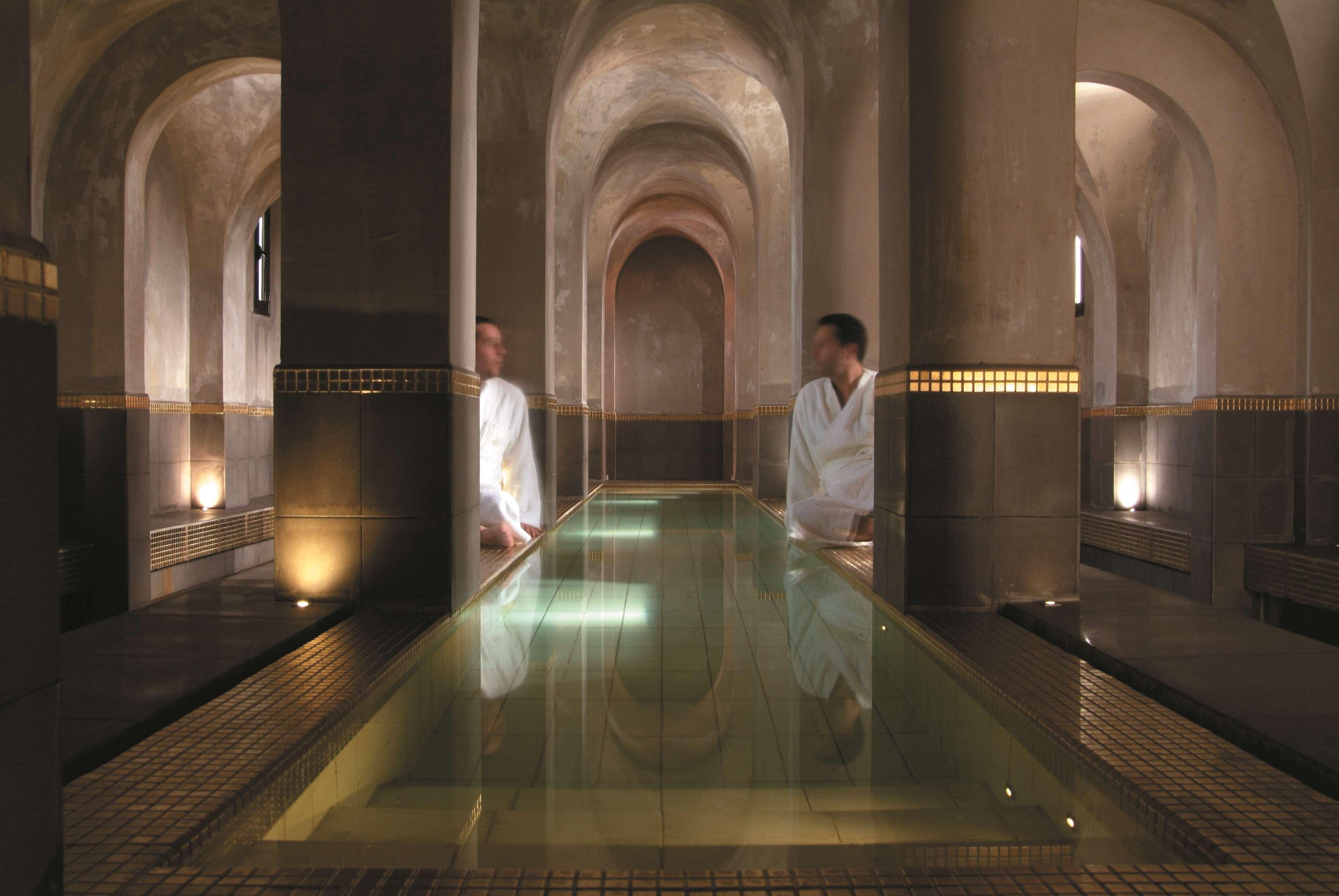 Radisson Blu Palace Resort & Thalasso, Djerba Mezraia Dış mekan fotoğraf A hammam in Marrakech, Morocco