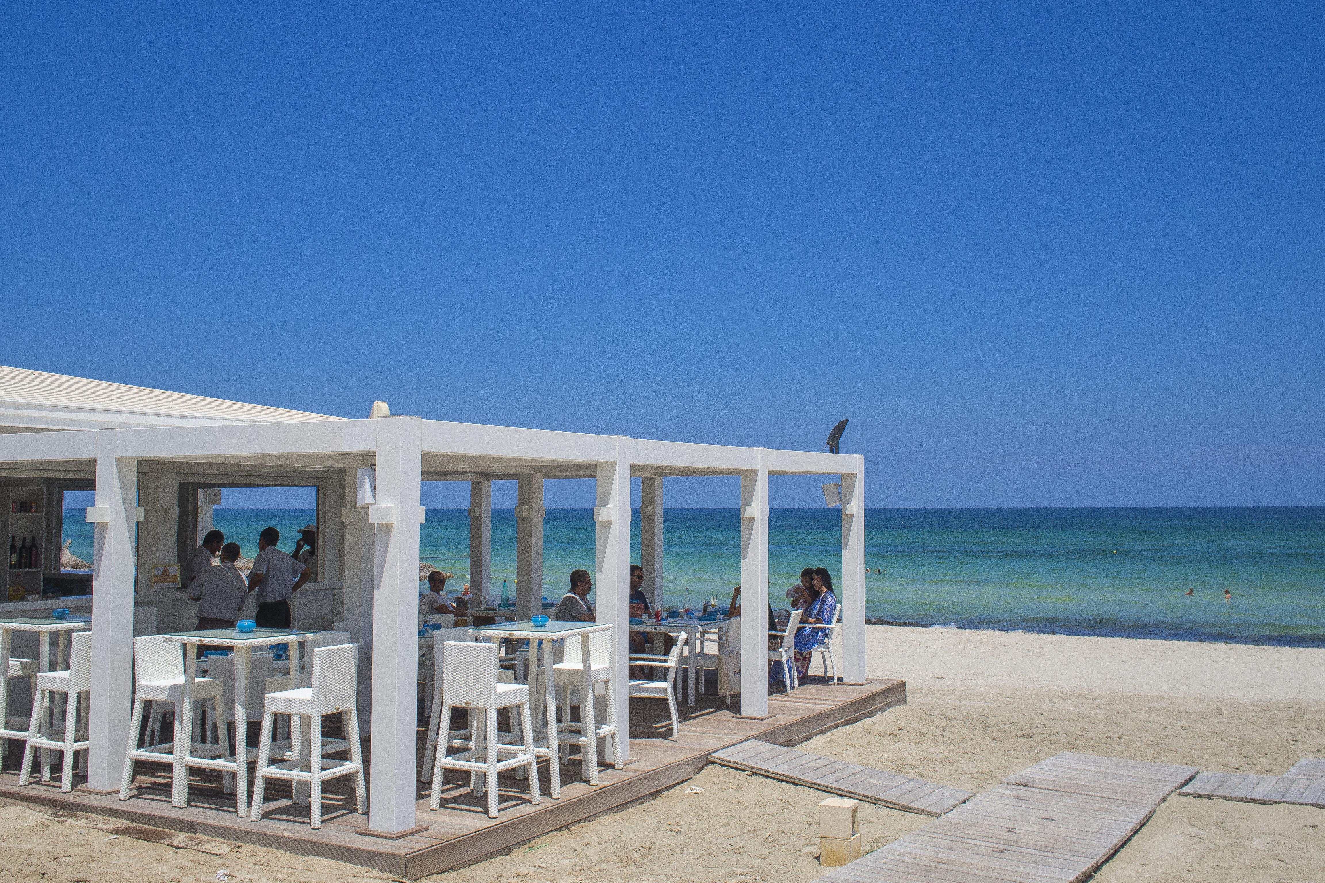 Radisson Blu Palace Resort & Thalasso, Djerba Mezraia Dış mekan fotoğraf Beach in Torre del Greco