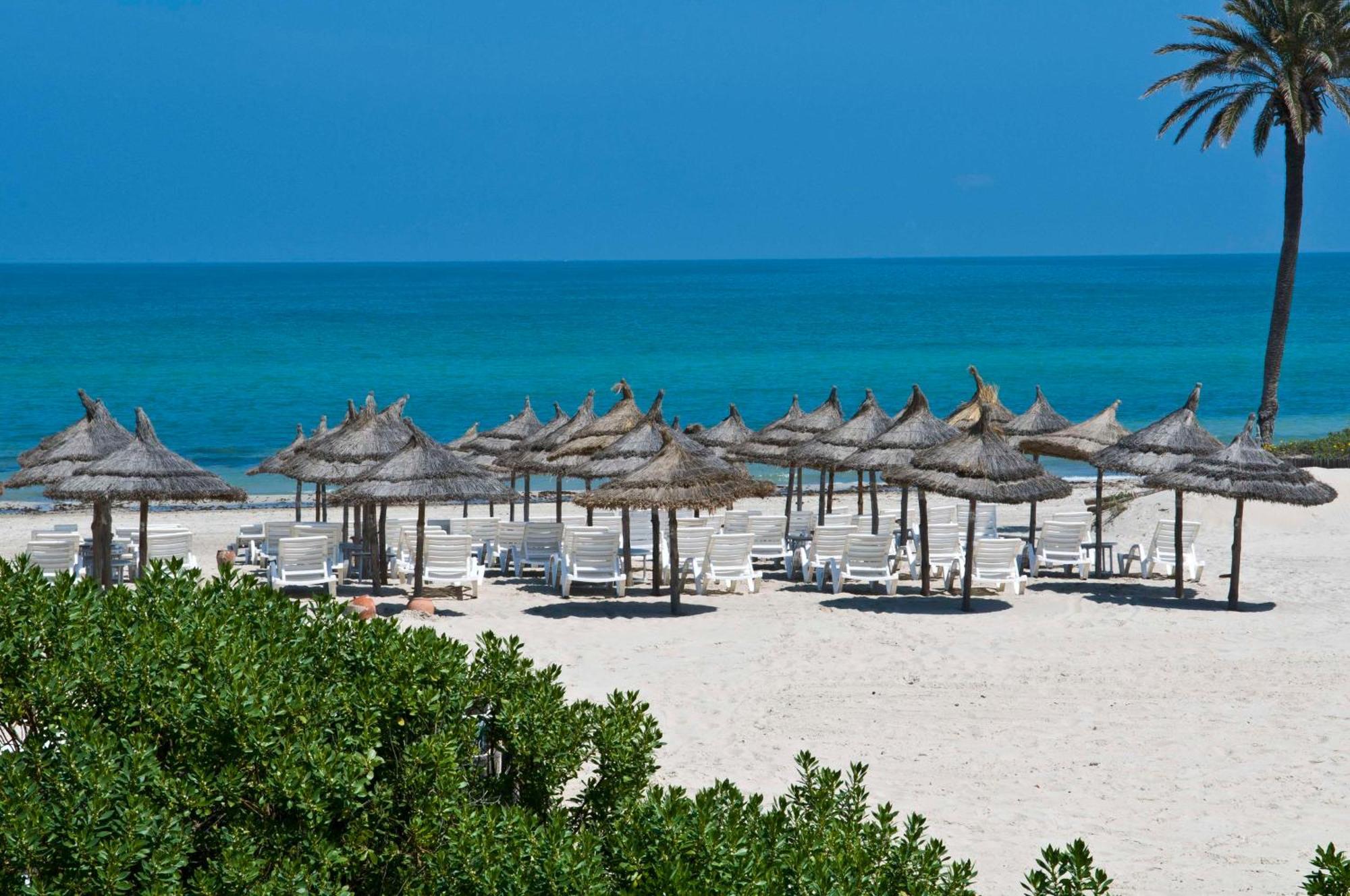 Radisson Blu Palace Resort & Thalasso, Djerba Mezraia Dış mekan fotoğraf Beach in La Paloma